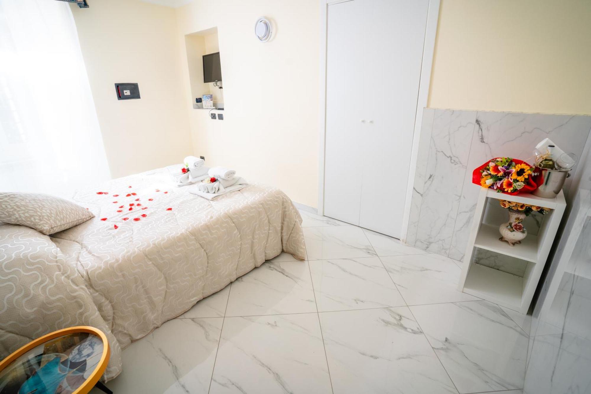 Affittacamere Tiche โรม ภายนอก รูปภาพ